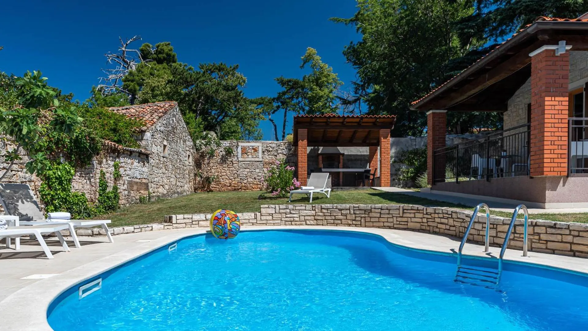 Villas Kolumbera With Private Pools